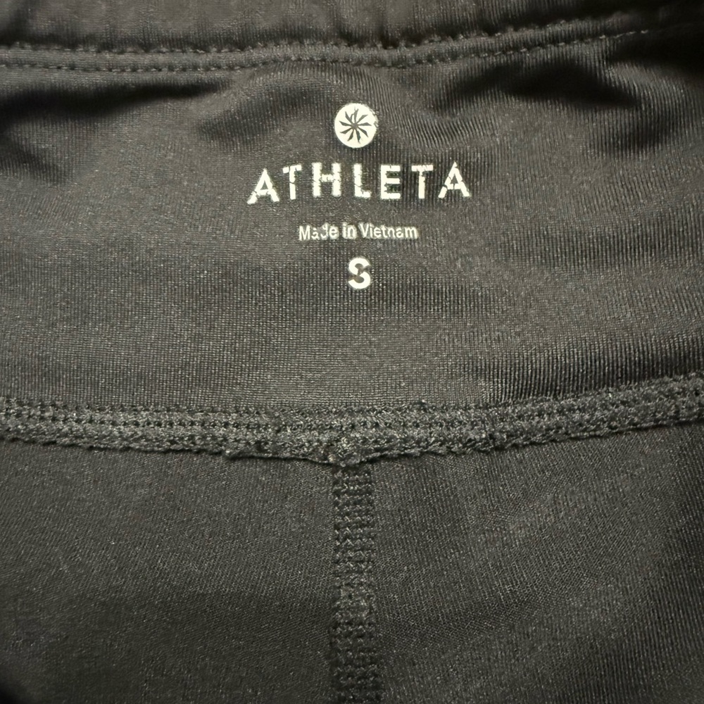 Athleta Women’s Cropped Leggings Size Small Athletic Yoga Workout Capri EUC - Picture 2 of 3